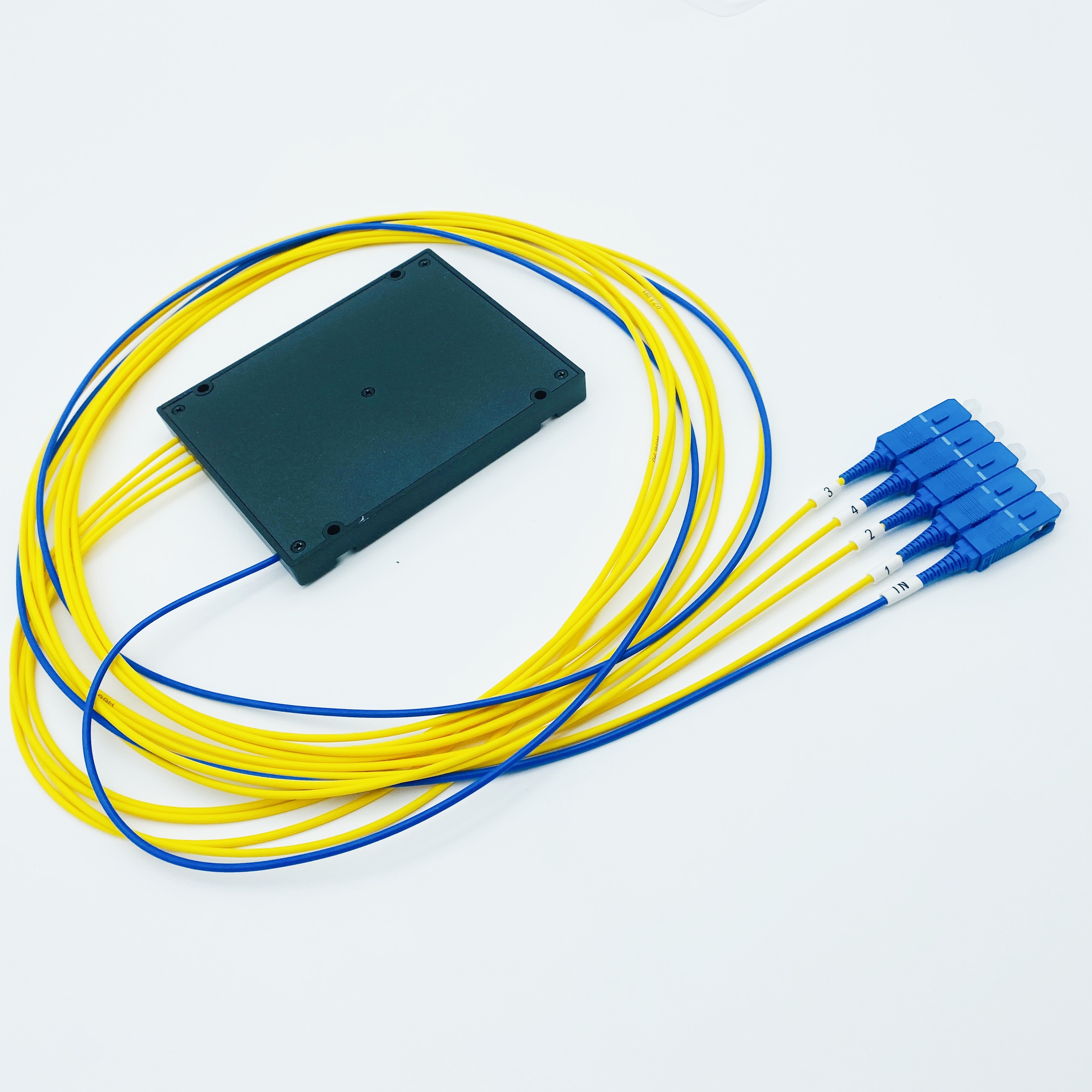 Guía del divisor PLC con conector: SC/APC vs SC/UPC y cómo evitar pérdidas por falta de coincidencia