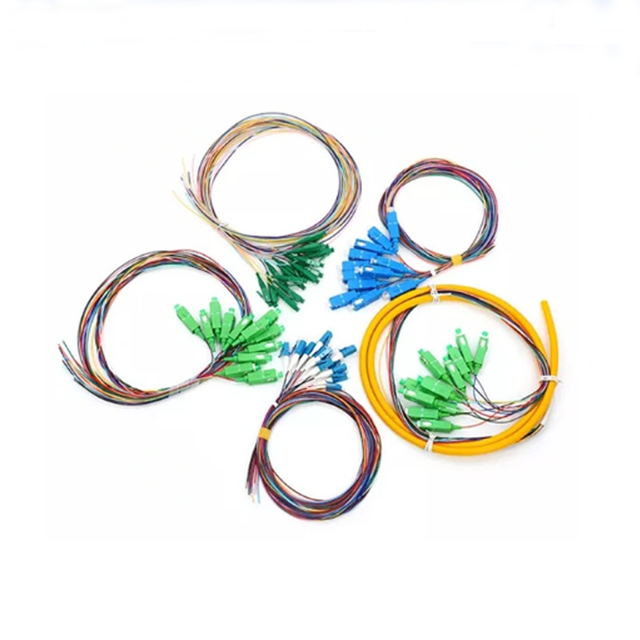 Pigtail de fibra SM de 12 núcleos 1m SC APC SM